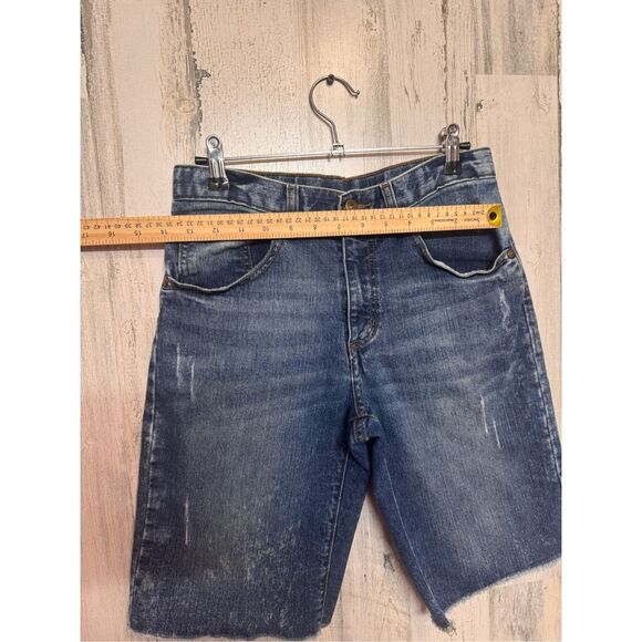 Women’s Distressed Denim Cut-Off Jean Shorts Size 32 Blue Vintage Style - Picture 5 of 7